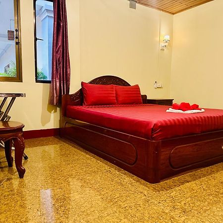 Savet Hostel Stoeng Treng Ngoại thất bức ảnh