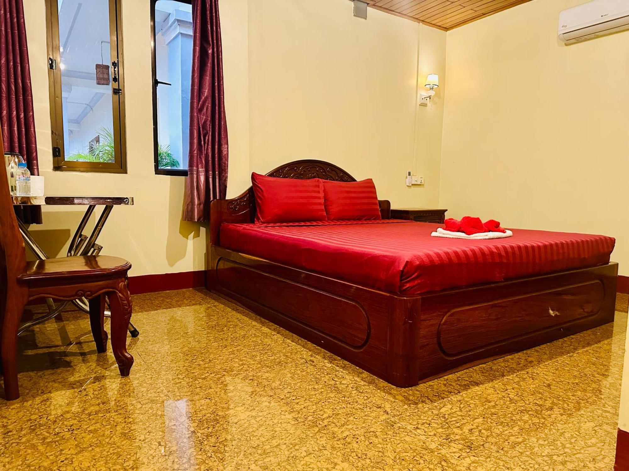 Savet Hostel Stoeng Treng Ngoại thất bức ảnh