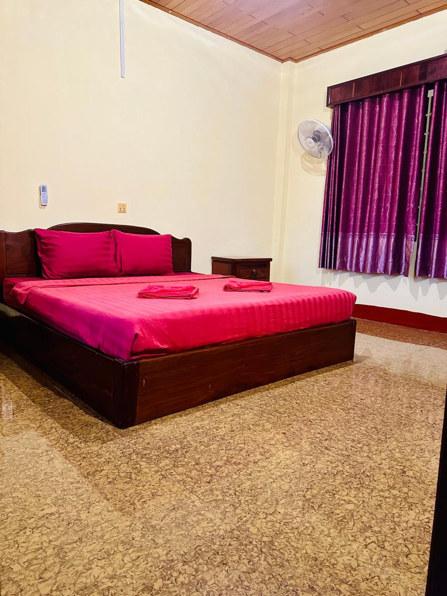 Savet Hostel Stoeng Treng Ngoại thất bức ảnh